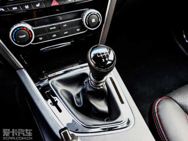 獵豹汽車2015款獵豹CS10