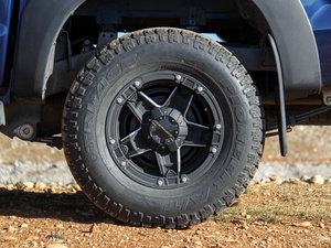 2017款1.9T 柴油手动四驱卓越标双版 细节外观