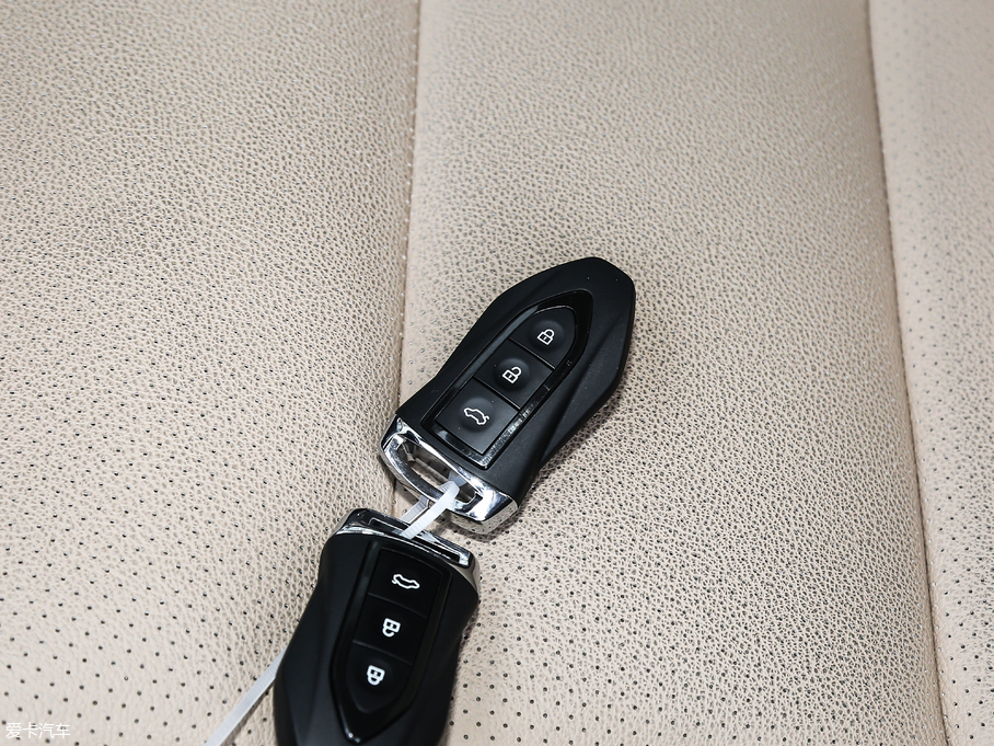 2018CCS9 EV EV300 Ӣ