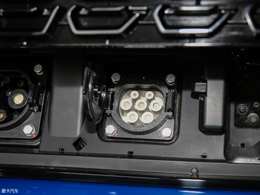 2018CCS9 EV EV300 Ӣ