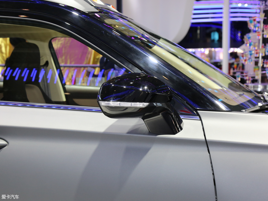 2018��C��CS9 Sport ������