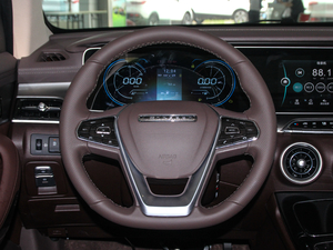 2018款1.6T 手动精英型 方向盘