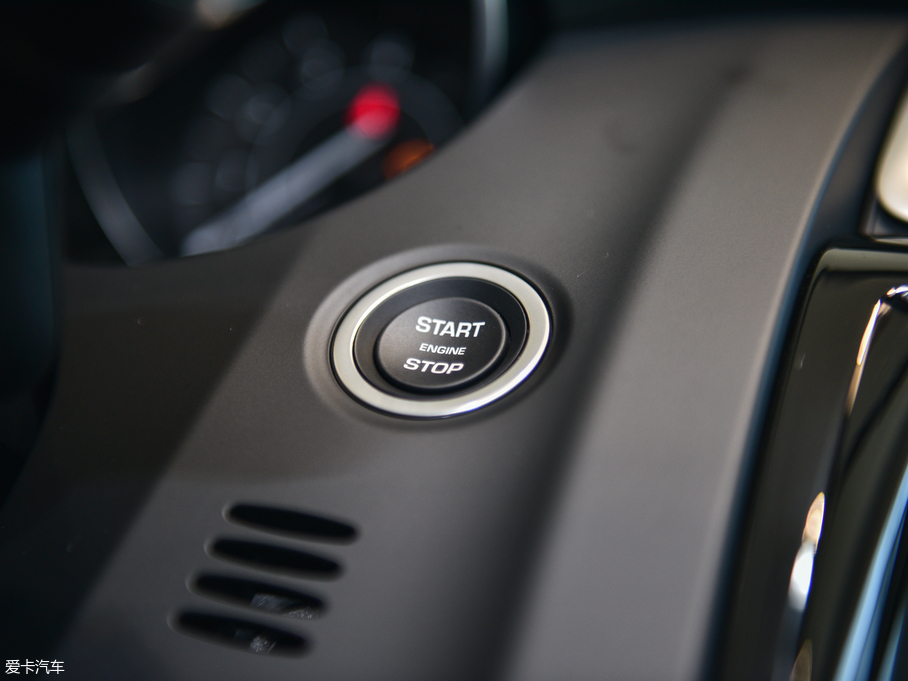 2018ݱE-PACE P200 װl