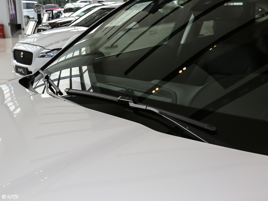 2018ݱE-PACE P250 SE