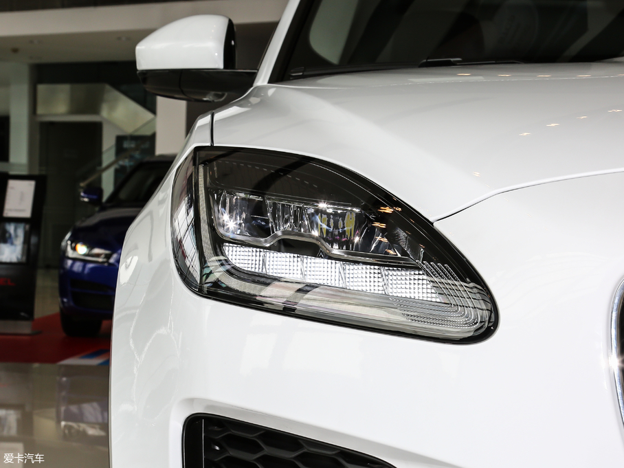 2018ݱE-PACE P250 SE