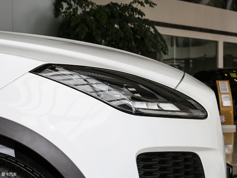 2018ݱE-PACE P250 SE