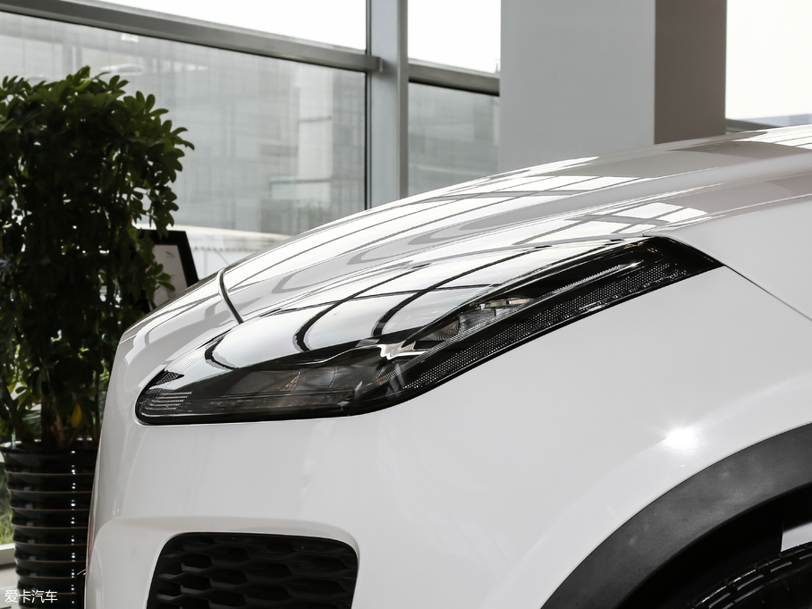 2018ݱE-PACE P250 SE