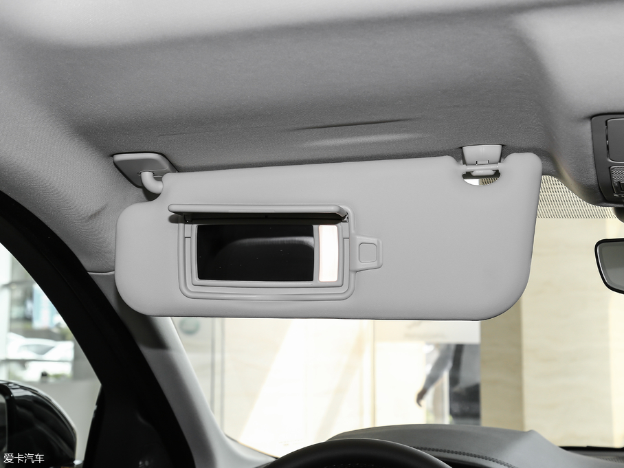 2018ݱE-PACE P250 SE