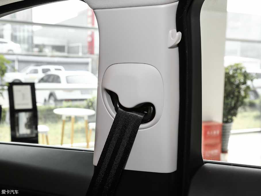 2018ݱE-PACE P250 SE