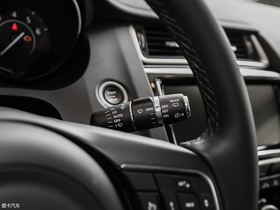 2018ݱE-PACE P250 SE