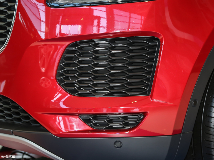 2018��ݱ�E-PACE P200 S