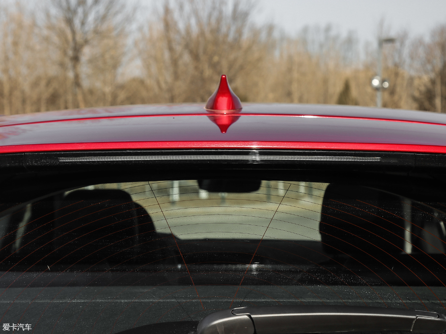 2018ݱE-PACE P250 HES