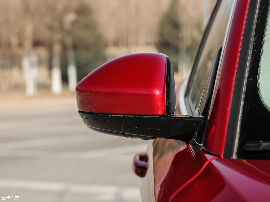 2018ݱE-PACE P250 HES