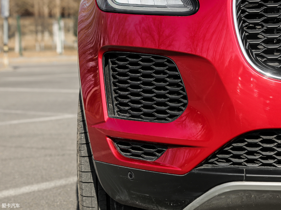 2018ݱE-PACE P250 HES