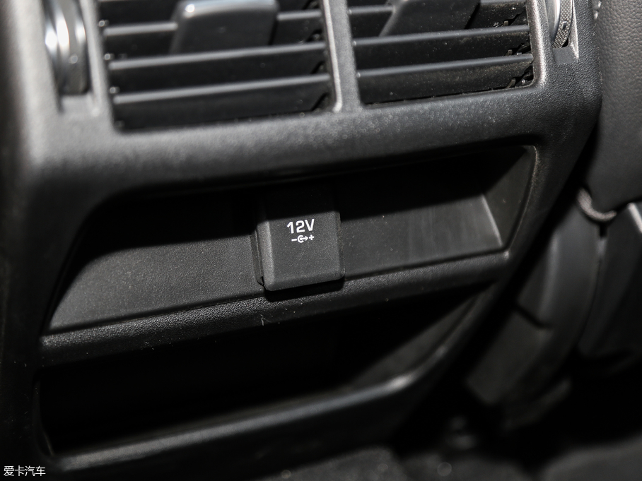 2018ݱE-PACE P250 HES