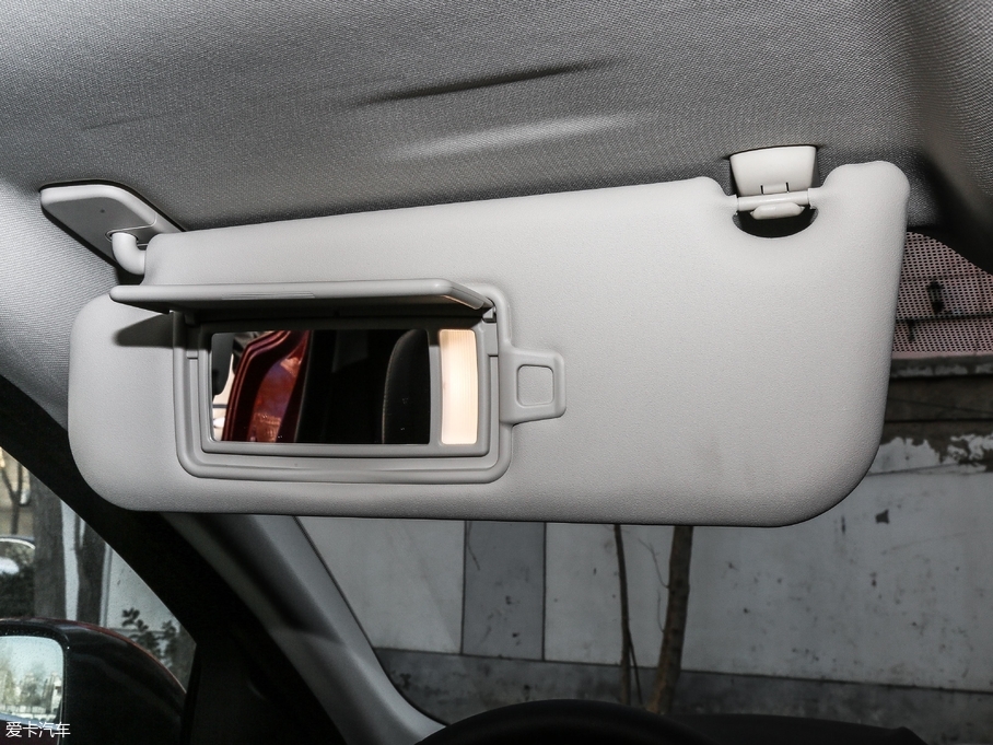 2018ݱE-PACE P250 HES