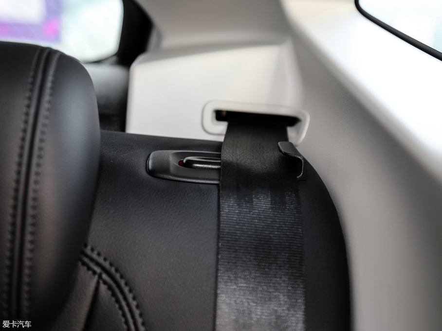 2018ݱE-PACE P250 HES