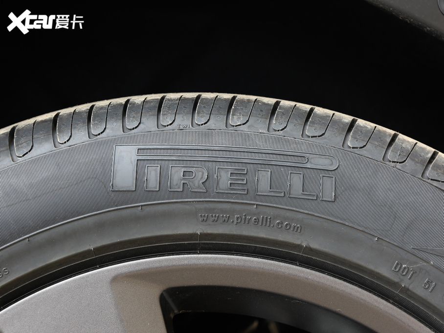 2018��ݱ�E-PACE P250 S ��VI