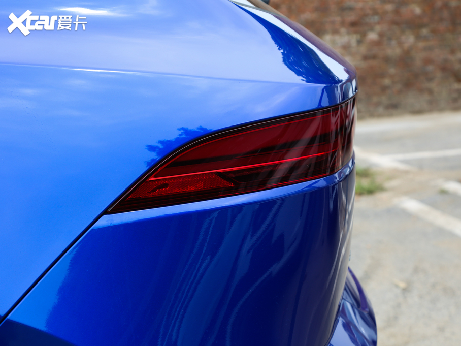 2018ݱE-PACE P250 S VI