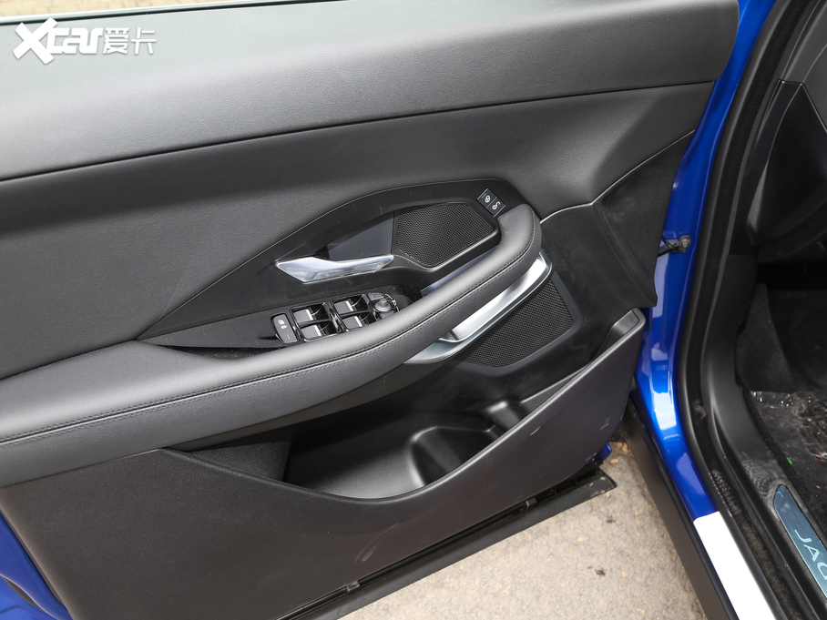 2018��ݱ�E-PACE P250 S ��VI