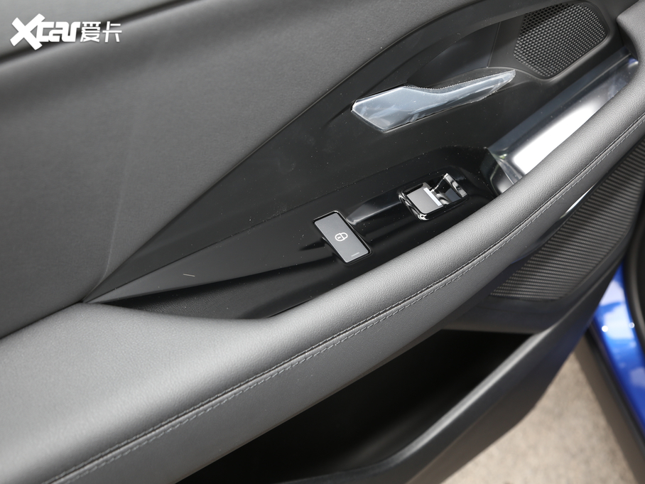 2018ݱE-PACE P250 S VI