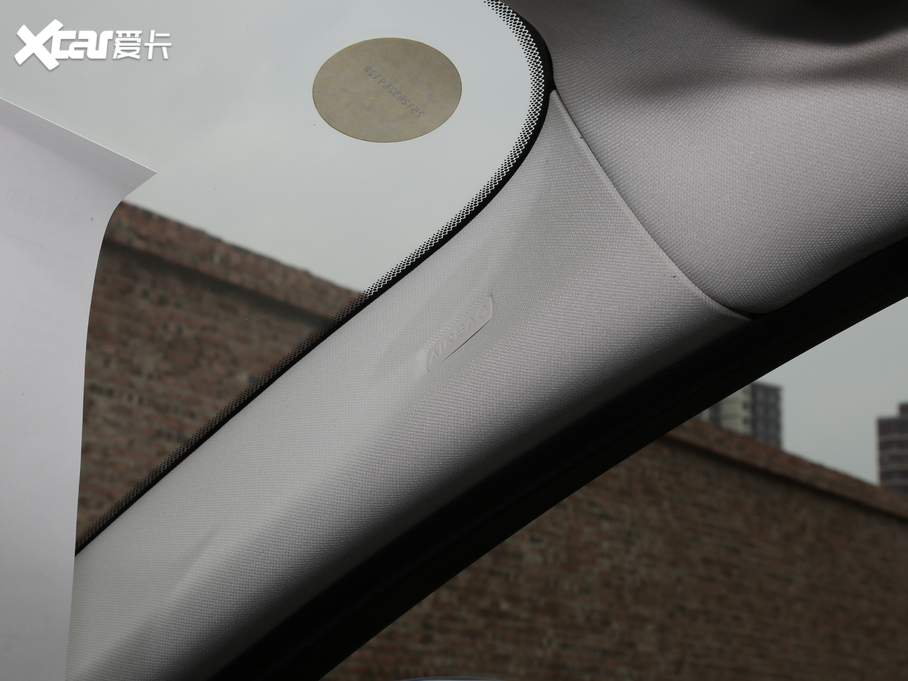 2018��ݱ�E-PACE P250 S ��VI