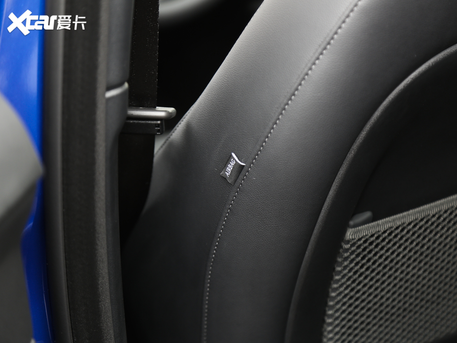 2018��ݱ�E-PACE P250 S ��VI