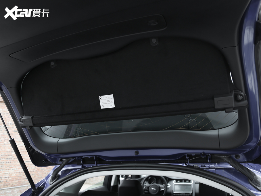 2018��ݱ�E-PACE P250 S ��VI