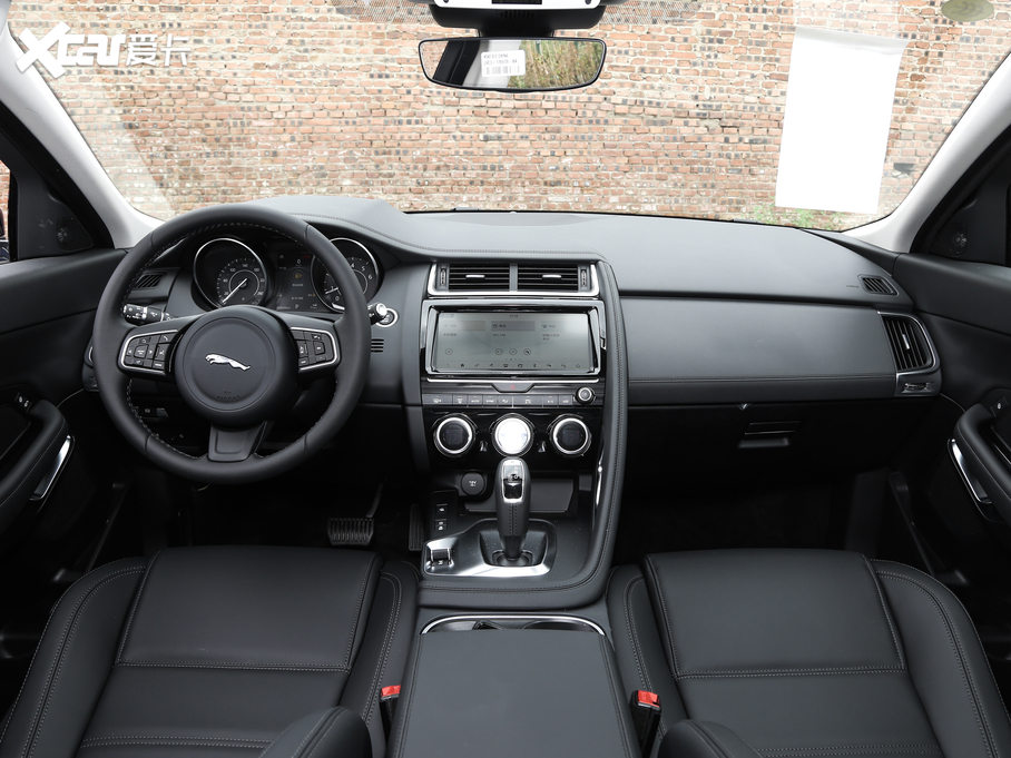 2018��ݱ�E-PACE P250 S ��VI