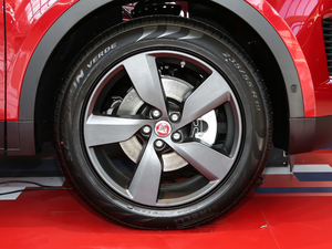 2018款P200 S 轮圈