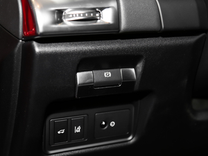 2018P200 S v܇(ch)Ƅ(dng)