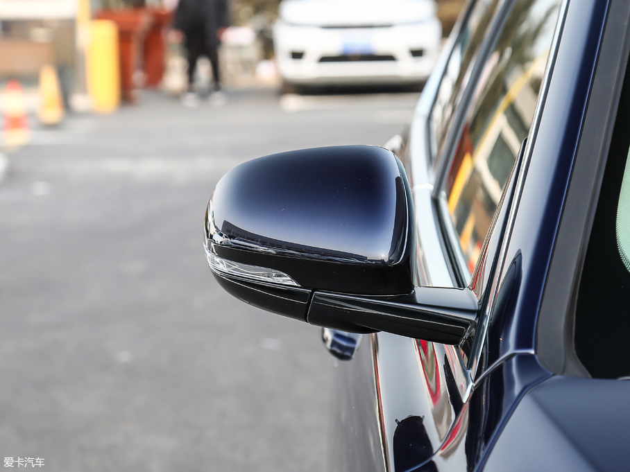 2019ݱXFL 200PS (q)Ӣ