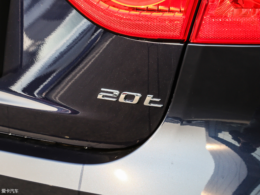 2019ݱXFL 200PS (q)Ӣ