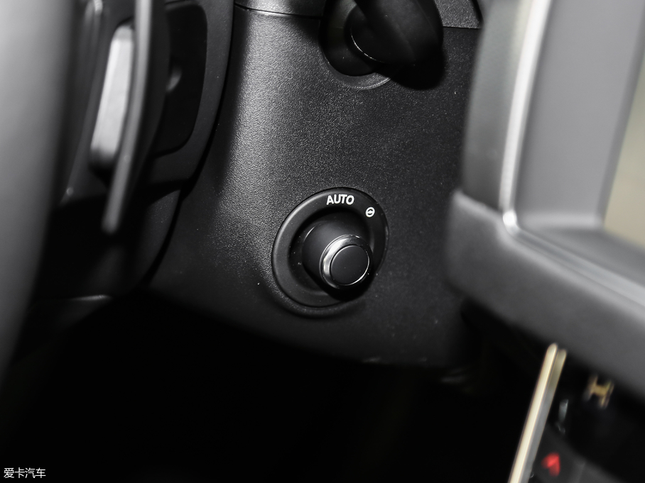 2019ݱXFL 200PS 򌾫Ӣ