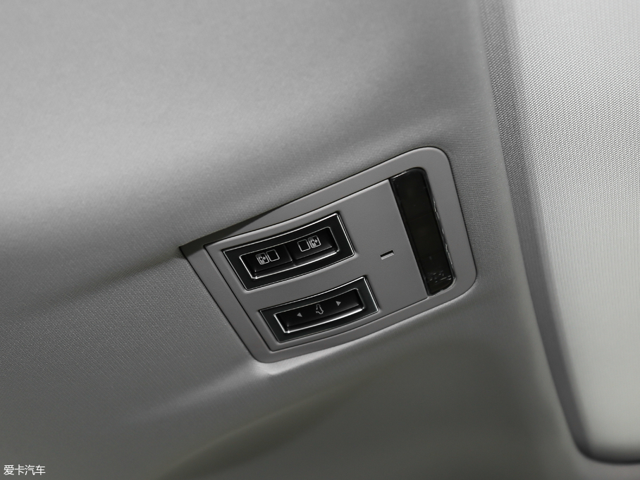 2019ݱXFL 200PS (q)Ӣ