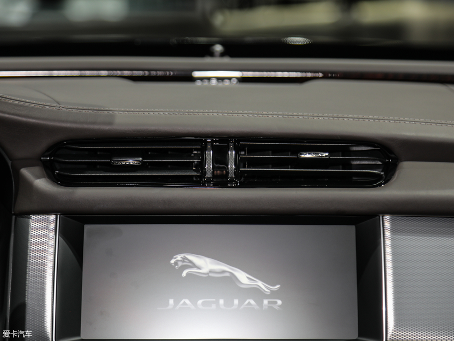 2019��ݱ�XFL 300PS ������A��