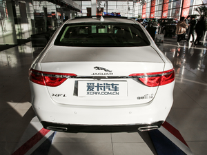 2019款250PS 四驱尊享版 正后	