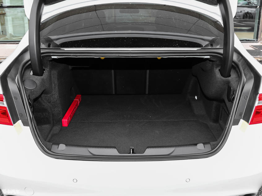 奇瑞·捷豹路虎2019款捷豹XEL