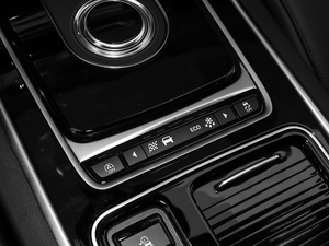 20192.0T 200PS Ӣ п؅^(q)