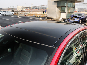 2019款2.0T 200PS 豪华版 车顶