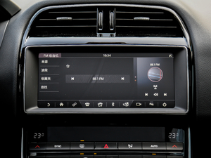 2019款2.0T 200PS 豪华版 音响调节