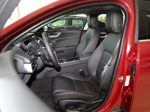 2019款2.0T 200PS 尊享版 主驾驶座椅
