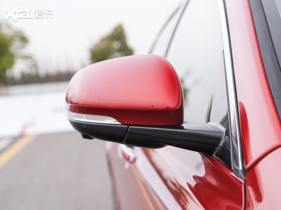 2020ݱXEL 2.0T 250PS A\Ӱ