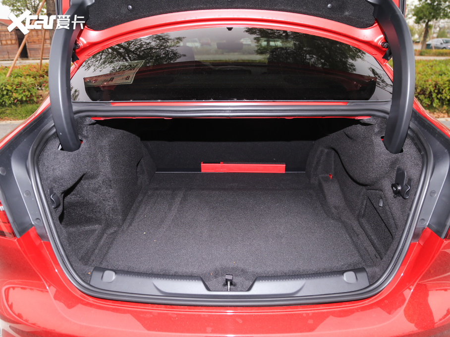 2020ݱXEL 2.0T 250PS A\Ӱ