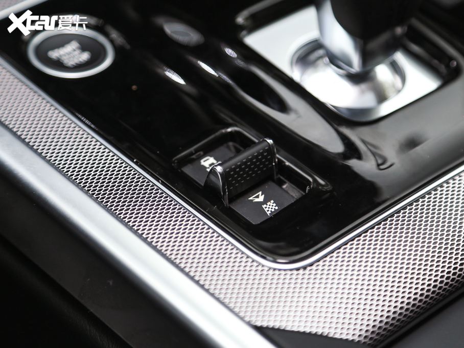 2020��ݱ�XEL 2.0T 250PS ���A�\(y��n)�Ӱ�