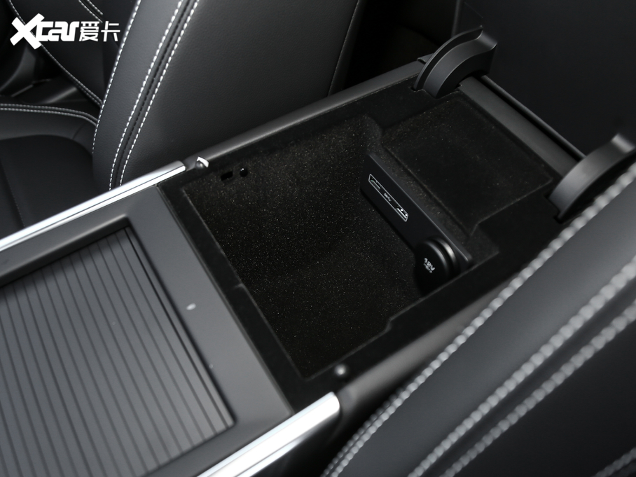 2020ݱXEL 2.0T 200PS ഺ\Ӱ