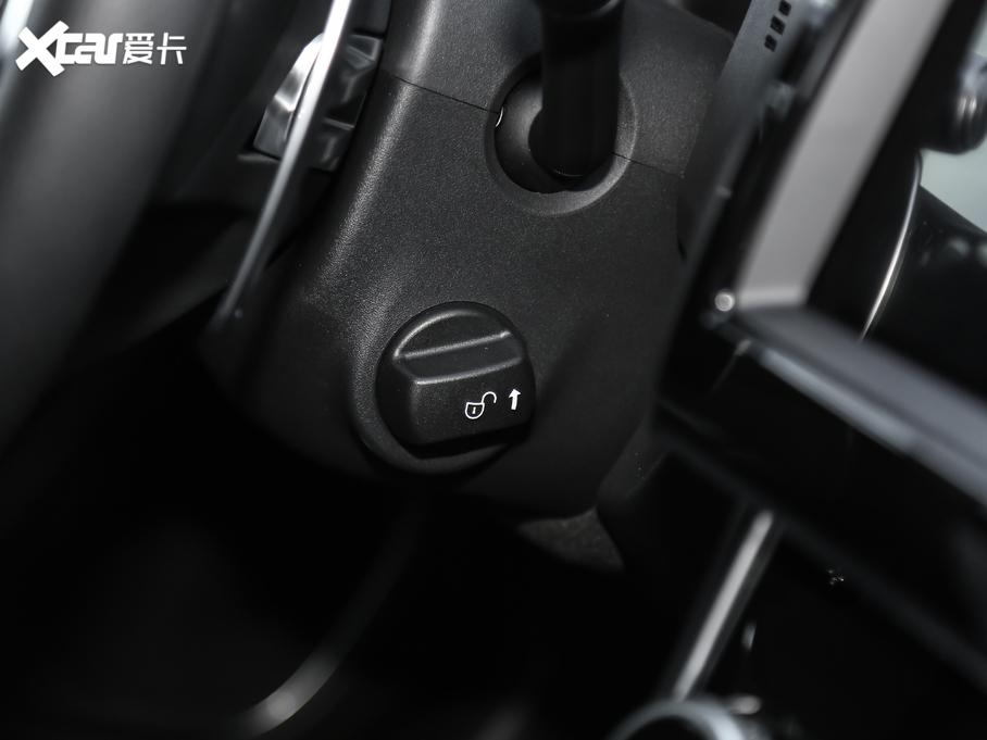 2020ݱXEL 2.0T 200PS ഺ\Ӱ