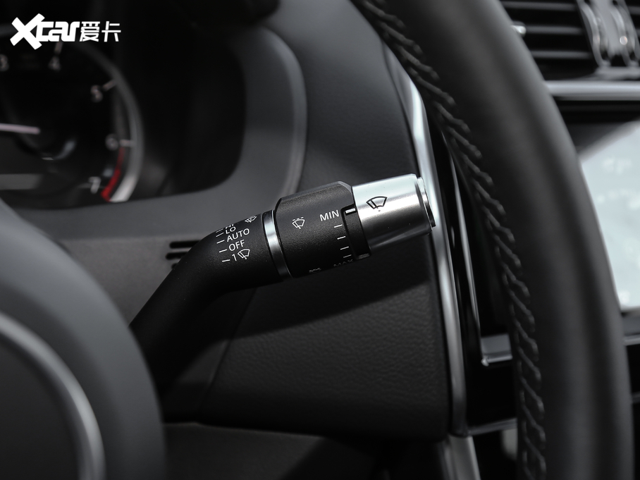 2020ݱXEL 2.0T 200PS ഺ\Ӱ