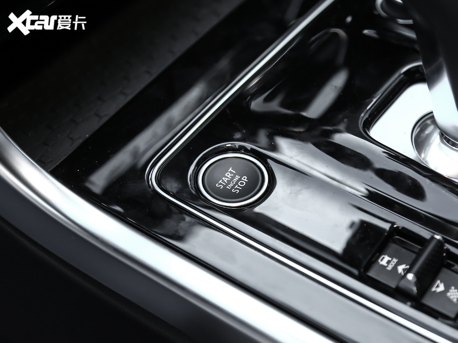 2020ݱXEL 2.0T 200PS MȡŰ