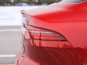 20202.0T 250PS A\Ӱ ^